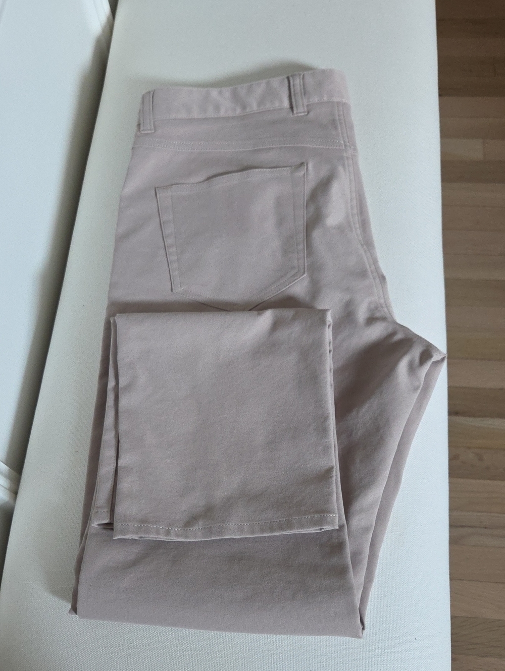 Peter Millar Slim Chinos in Light Khaki Size 34x32 - Picture 2 of 5